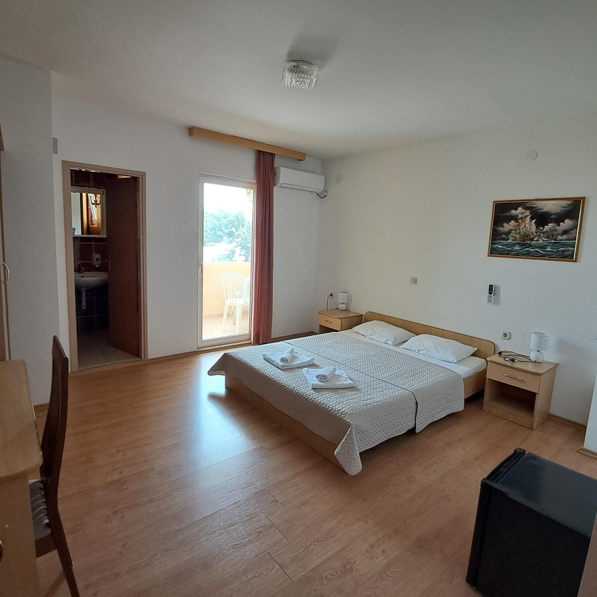 Pansion Tony Pag Hotel Pag Town Eksteriør billede